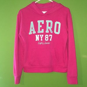 Junior girl’s Aeropostale sweatshirt size M
